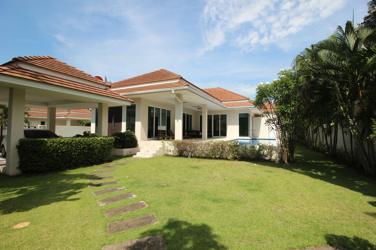 3 Bed 3 Bath Pool Villa For Sale in Soi 88 Hua Hin 