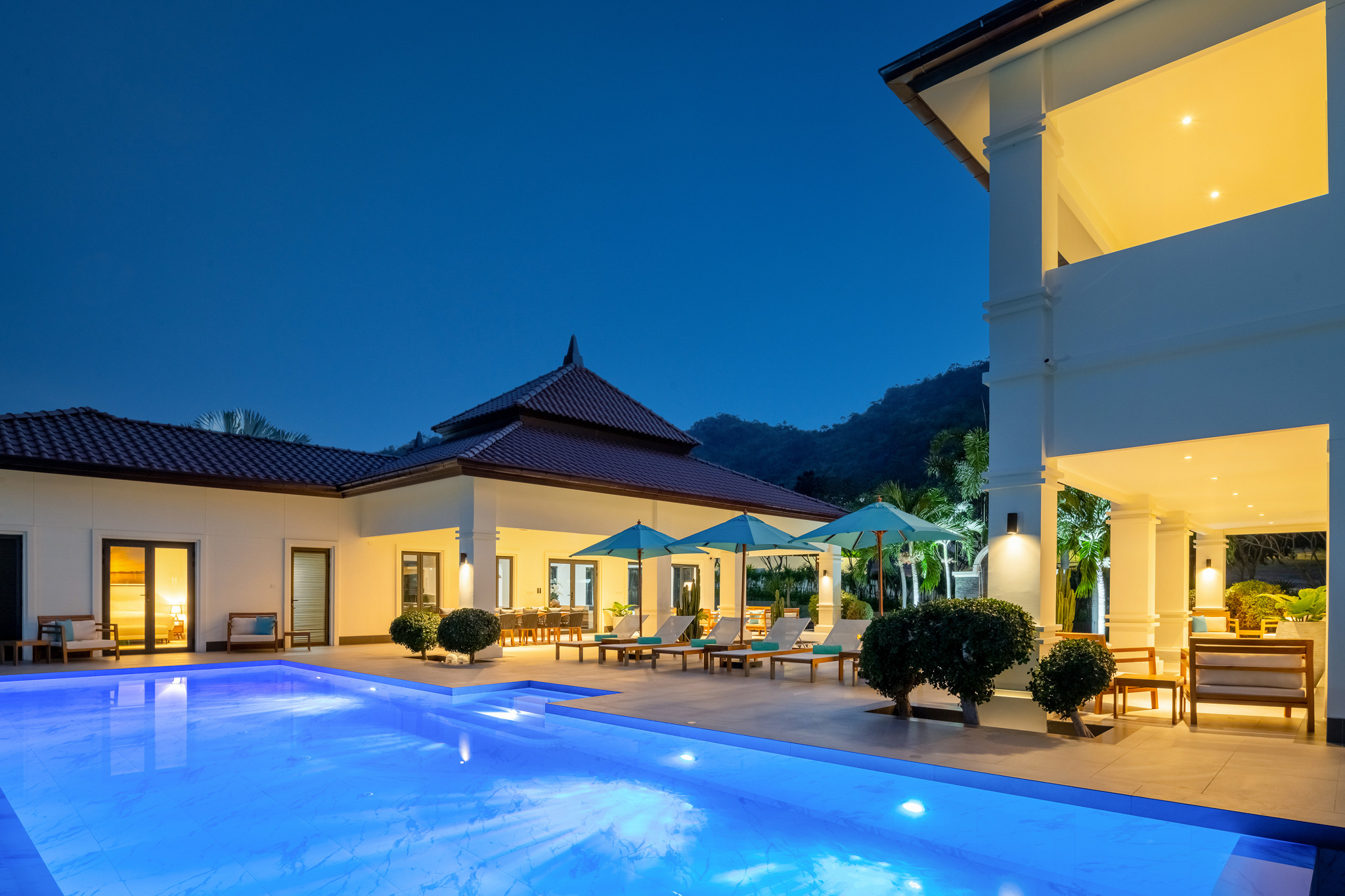 BelVida Estates : 5 Bedroom, Super Luxurious and Exclusive Pool Villa 