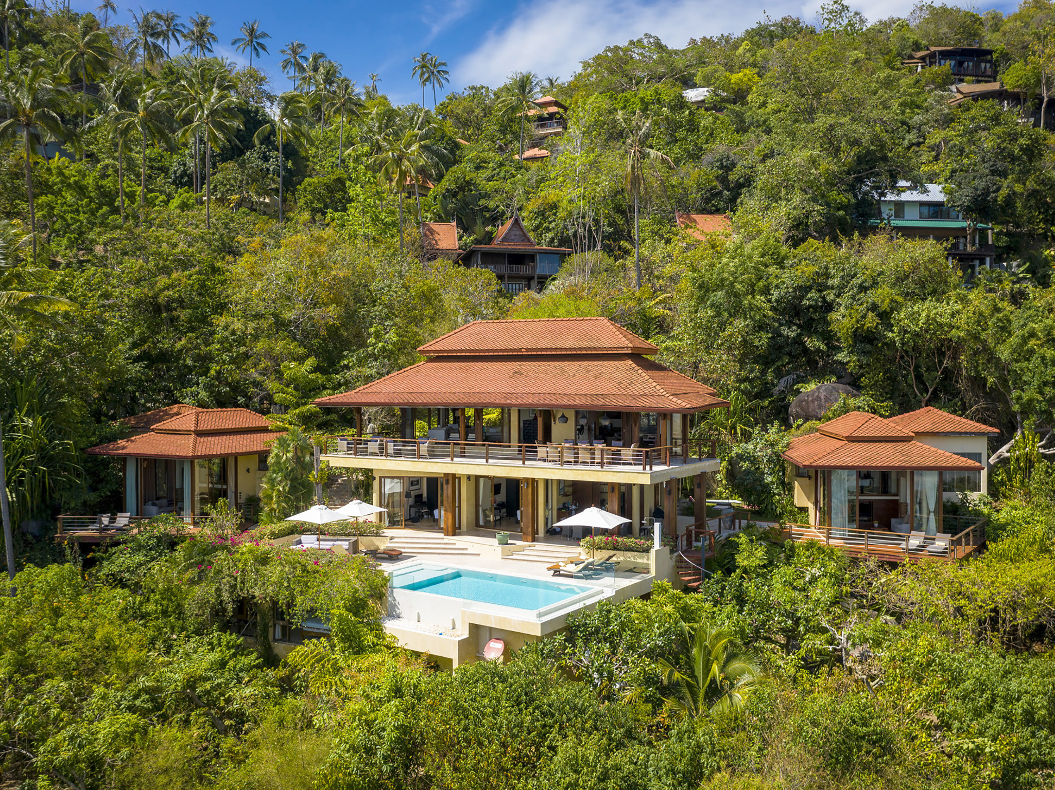 5 Bedrooms Luxury villa for sale in Leam Set, Taling Ngam, Koh Samui 