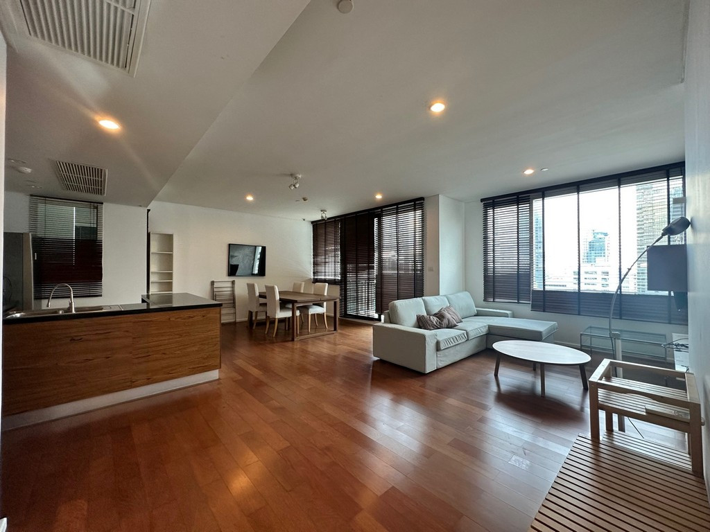 2-bedroom spacious condo for sale close to BTS Asoke 