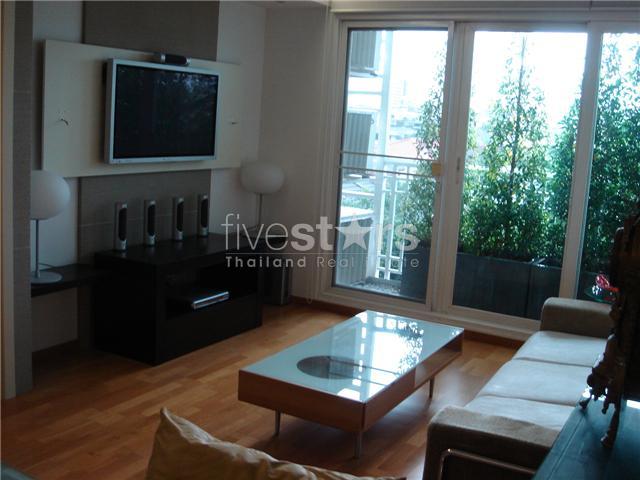 modern  fully furnished condo, near Sathorn and Lumpini park 