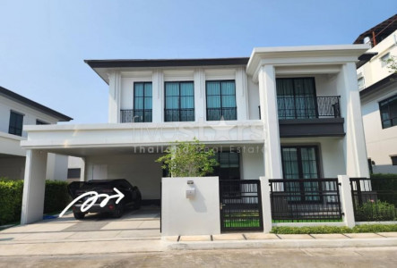 4-bedroom house in compound for sale on Bangna-Suvarnabhumi 