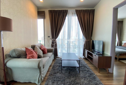 1-bedroom condo for rent on Ekamai to Thonglor 