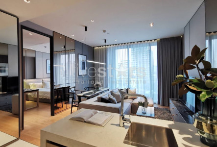1-bedroom Luxury condo for sale on Thonglor 