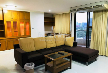 Supalai Place Sukhumvit 39 2 bedrooms condo for rent in Sukhumvit Phromphong