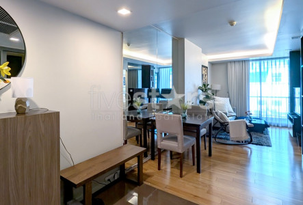 1-bedroom condo for rent close to Ploenchit & Nana BTS Station